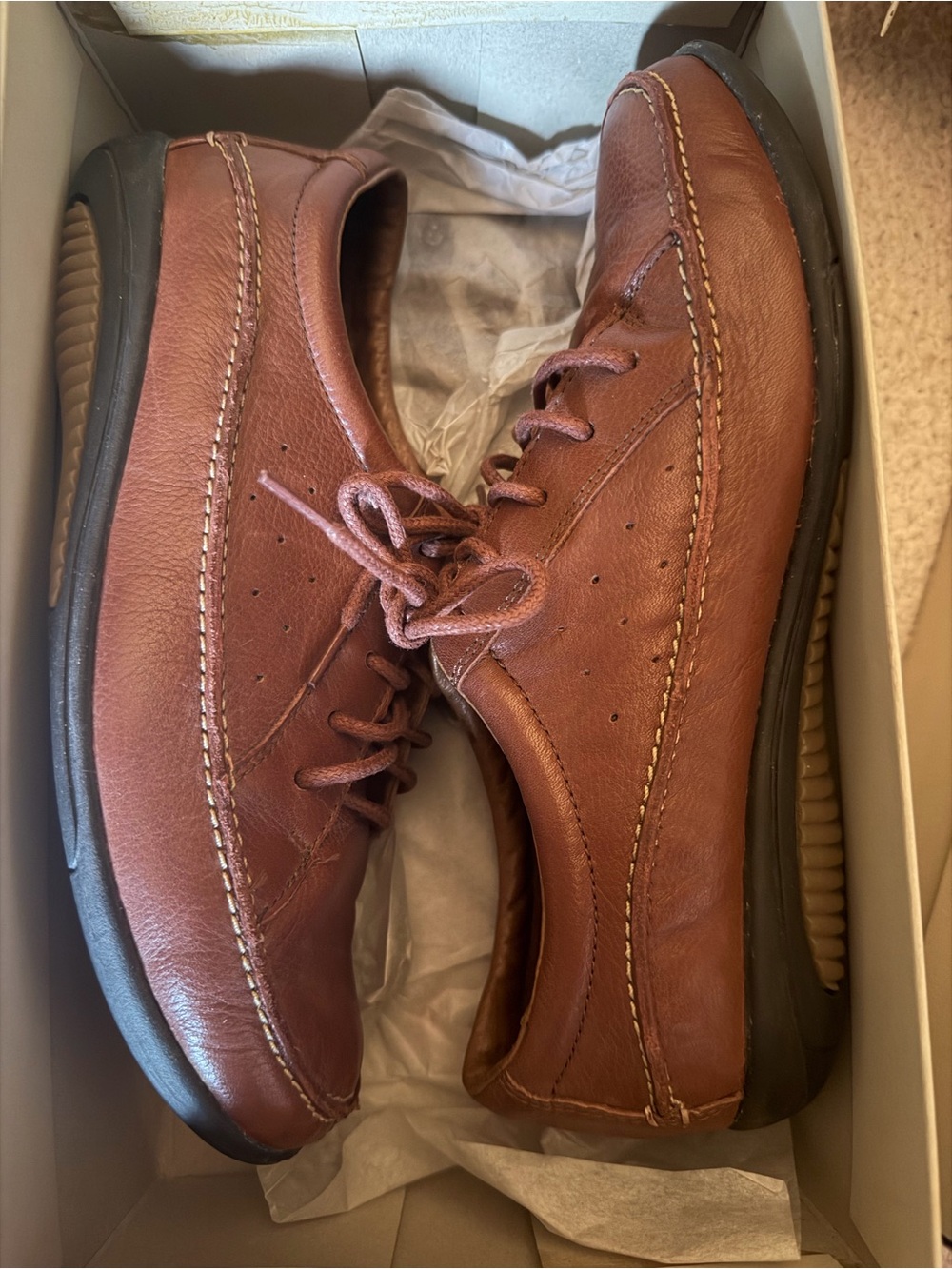 NEW Womens Hush Puppies “Malibu” Lace-Up Saddle Leather Walking Shoes